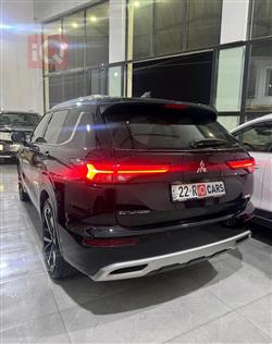 ميتسوبيشي اوتلاندر